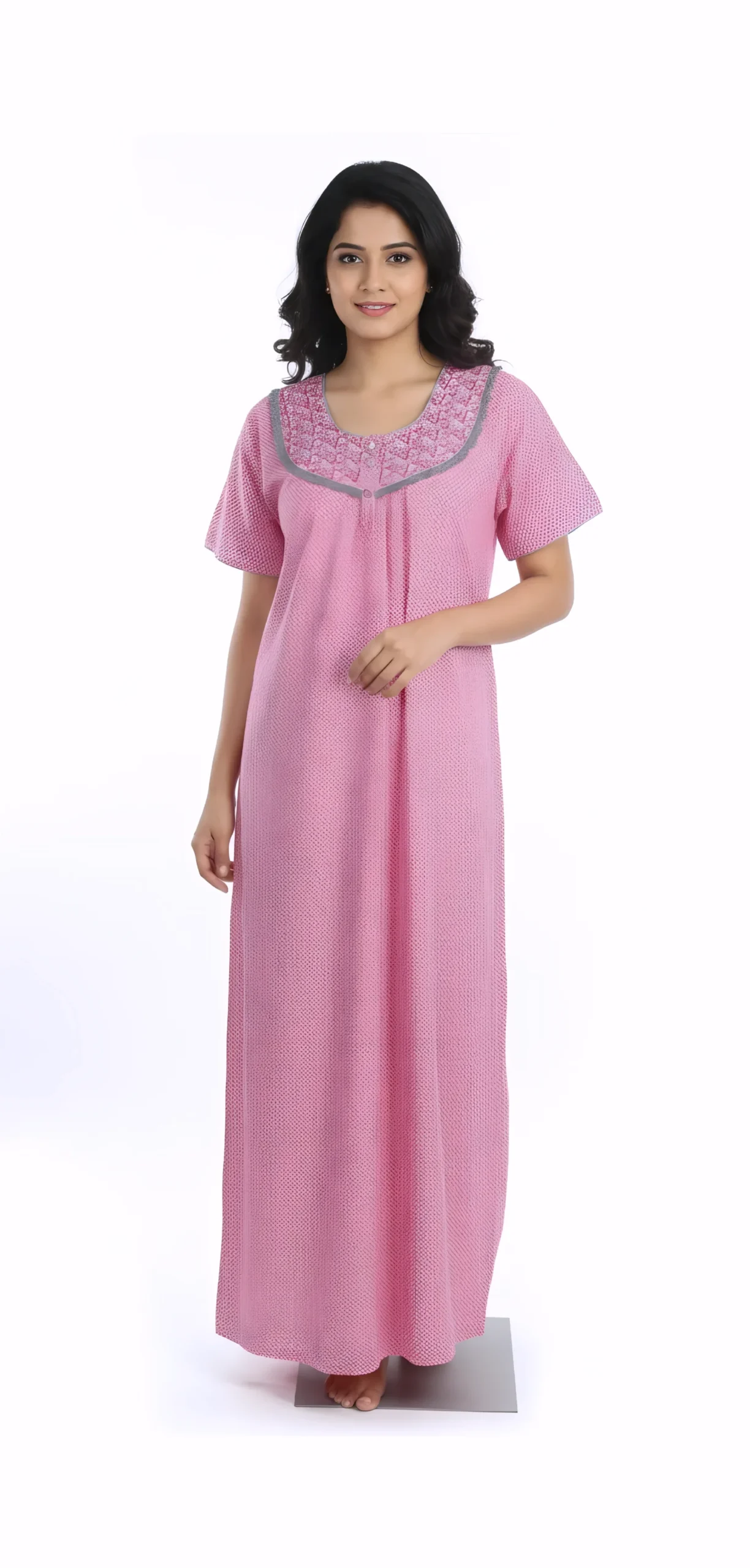 ROUND NECK NIGHTY